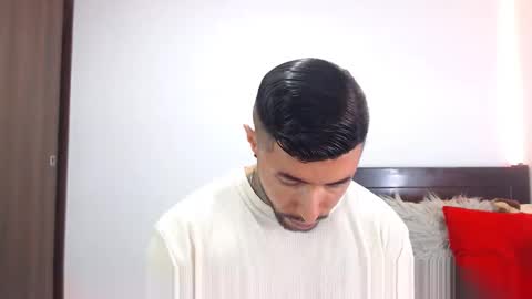 Independent Model online show from 02/17/26, 02:30