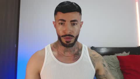 Snapshot of maximus_golden chatting on 04/26/26, 04:21 Independent Model online show from 04/26/26, 04:21