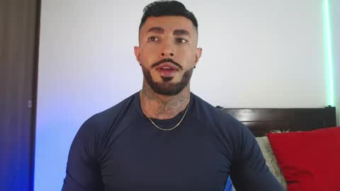 Snapshot of maximus_golden chatting on 04/29/26, 03:43 Independent Model online show from 04/29/26, 03:43