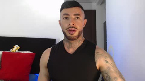 Snapshot of maximus_golden chatting on 05/09/26, 05:12 Independent Model online show from 05/09/26, 05:12