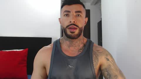 Snapshot of maximus_golden chatting on 05/22/26, 04:19 Independent Model online show from 05/22/26, 04:19