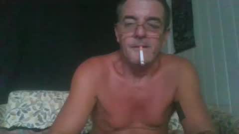 Snapshot of maximus_oreally chatting on 12/31/24, 03:23 Max online show from 12/31/24, 03:23