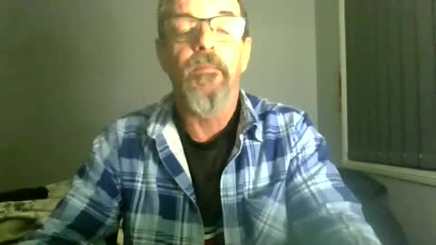 Snapshot of maximus_oreally chatting on 06/25/26, 05:12 Max online show from 06/25/26, 05:12