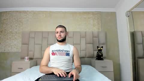 Maximus online show from 10/21/25, 03:18