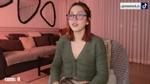 Maxine online show from 04/30/26, 11:20