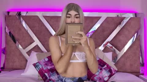 Maxi Rogers online show from 05/04/26, 11:28