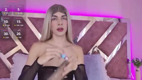 Maxi Rogers online show from 06/05/26, 10:32