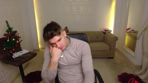 MaxKaiden online show from 12/17/25, 05:57