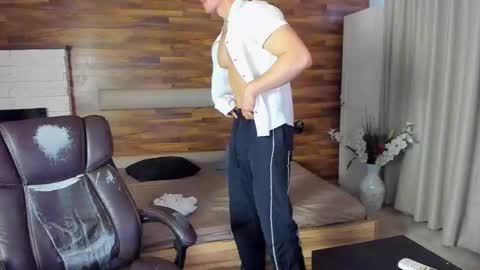 MaxKaiden online show from 03/13/26, 07:04