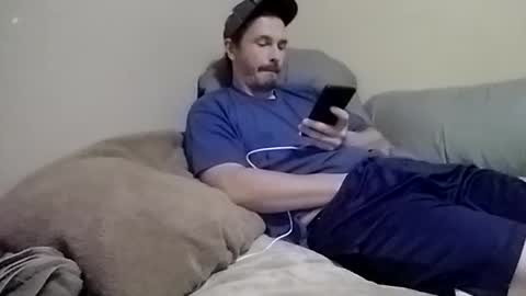 Snapshot of maxlovestain chatting on 07/22/26, 08:39 Barry McCockner online show from 07/22/26, 08:39