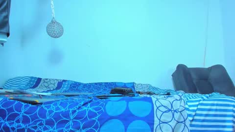 MAX online show from 12/31/24, 11:39