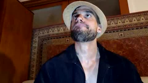 Luca Dominus online show from 09/10/25, 12:32