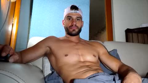 Luca Dominus online show from 11/23/25, 04:01