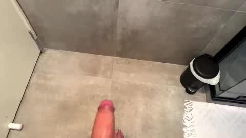 Snapshot of maxpowers1880 chatting on 11/08/25, 09:09 maxpowers1880 online show from 11/08/25, 09:09