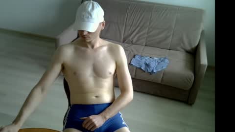 Snapshot of maxrelax90 chatting on 05/16/26, 10:36 maxrelax90 online show from 05/16/26, 10:36