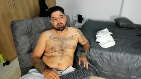 Max  online show from 04/25/26, 04:59