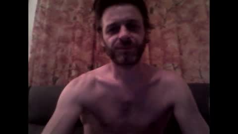 Snapshot of maxthewolf chatting on 06/03/26, 01:52 MaxTheWolf online show from 06/03/26, 01:52