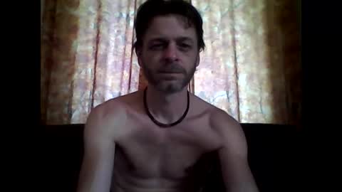 Snapshot of maxthewolf chatting on 06/07/26, 09:40 MaxTheWolf online show from 06/07/26, 09:40