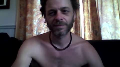 Snapshot of maxthewolf chatting on 06/17/26, 09:27 MaxTheWolf online show from 06/17/26, 09:27