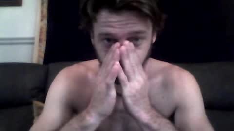Snapshot of maxthewolf chatting on 06/21/26, 11:35 MaxTheWolf online show from 06/21/26, 11:35