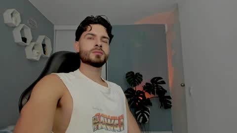 Maxi online show from 04/10/26, 01:22