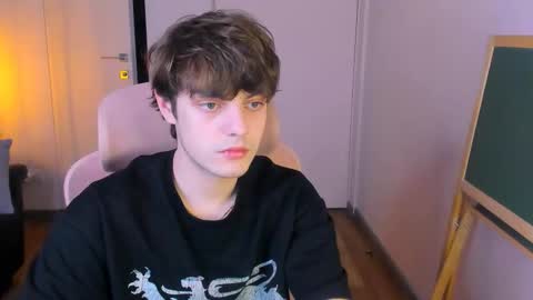 Max online show from 03/06/26, 06:48