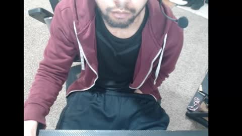 Snapshot of maxvirya3 chatting on 02/23/26, 03:26 max online show from 02/23/26, 03:26