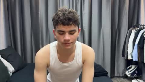 Max online show from 05/21/26, 04:25