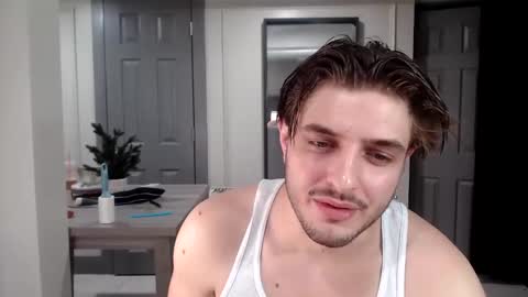 Snapshot of maxx2fun chatting on 09/10/25, 02:44 maxx2fun online show from 09/10/25, 02:44