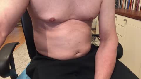 Snapshot of maxx_martin chatting on 01/08/26, 07:32 Max online show from 01/08/26, 07:32