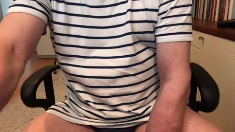 Max online show from 04/24/26, 05:43