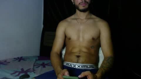 Snapshot of maxximus_10 chatting on 01/02/25, 10:48 maxximus_10 online show from 01/02/25, 10:48