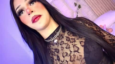 Snapshot of maxxine_vxx chatting on 05/07/26, 08:47 Valentina online show from 05/07/26, 08:47
