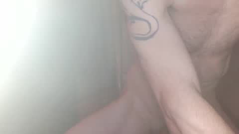 Snapshot of maxxou69hot chatting on 01/06/26, 06:00 maxxou69hot online show from 01/06/26, 06:00