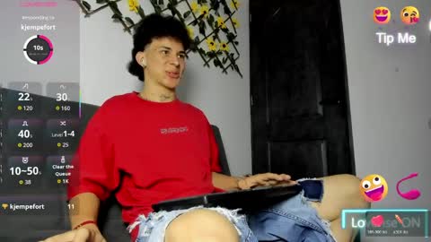 Max online show from 03/22/26, 04:49