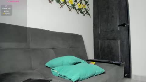 Max online show from 04/17/26, 02:36