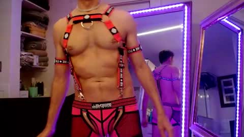 Maxxxbates online show from 02/15/26, 01:57