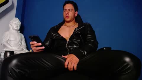 maxxxpowerful online show from 12/22/25, 12:51