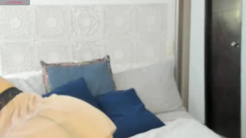 Victoria online show from 02/11/25, 07:48