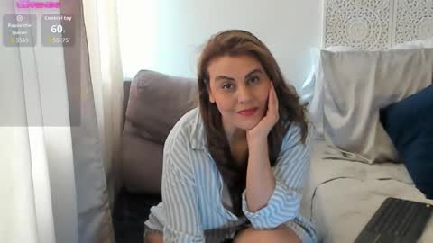 Victoria online show from 11/15/25, 05:20