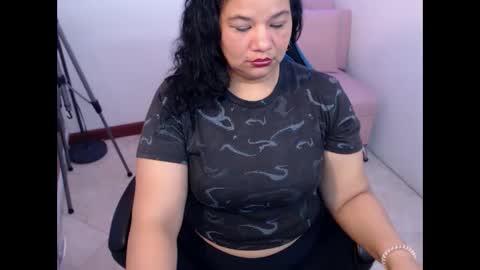 Snapshot of may_fk chatting on 09/16/25, 04:24 may_fk online show from 09/16/25, 04:24