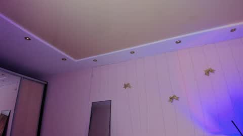 May Flower online show from 04/07/26, 10:48