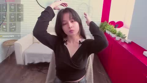 may_lings online show from 03/17/26, 10:51