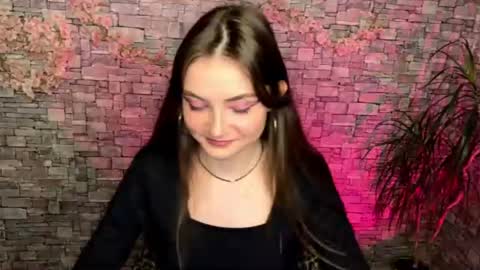 may online show from 06/25/26, 05:17