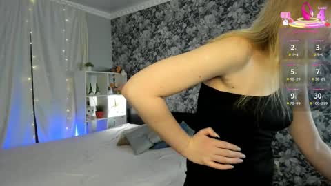 Leila online show from 12/19/25, 10:55