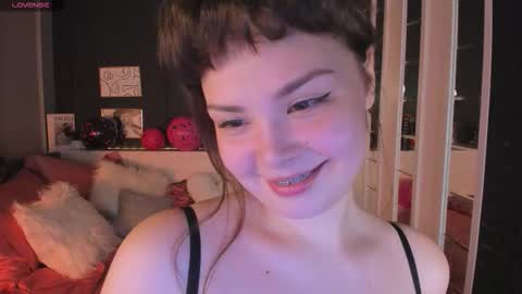 Maya online show from 02/06/26, 02:09