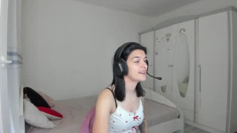 Maya online show from 04/24/26, 04:42