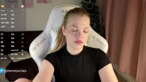 Maya online show from 01/17/26, 03:33