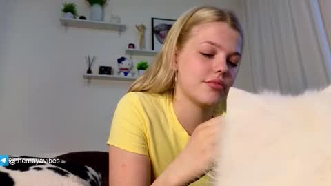 Maya online show from 03/16/26, 05:44