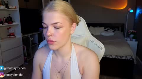 Maya online show from 04/07/26, 03:18